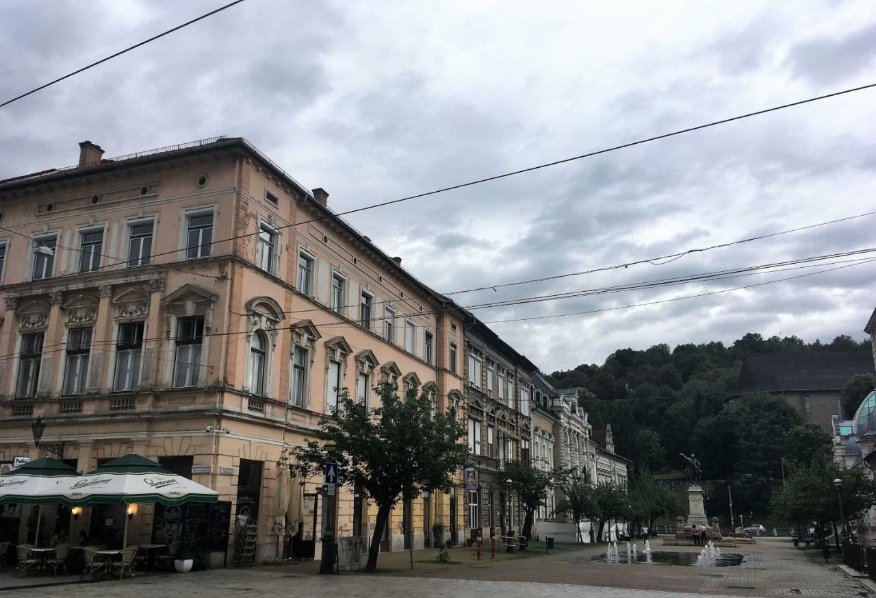 Mse Apartman Miskolc Bagian luar foto