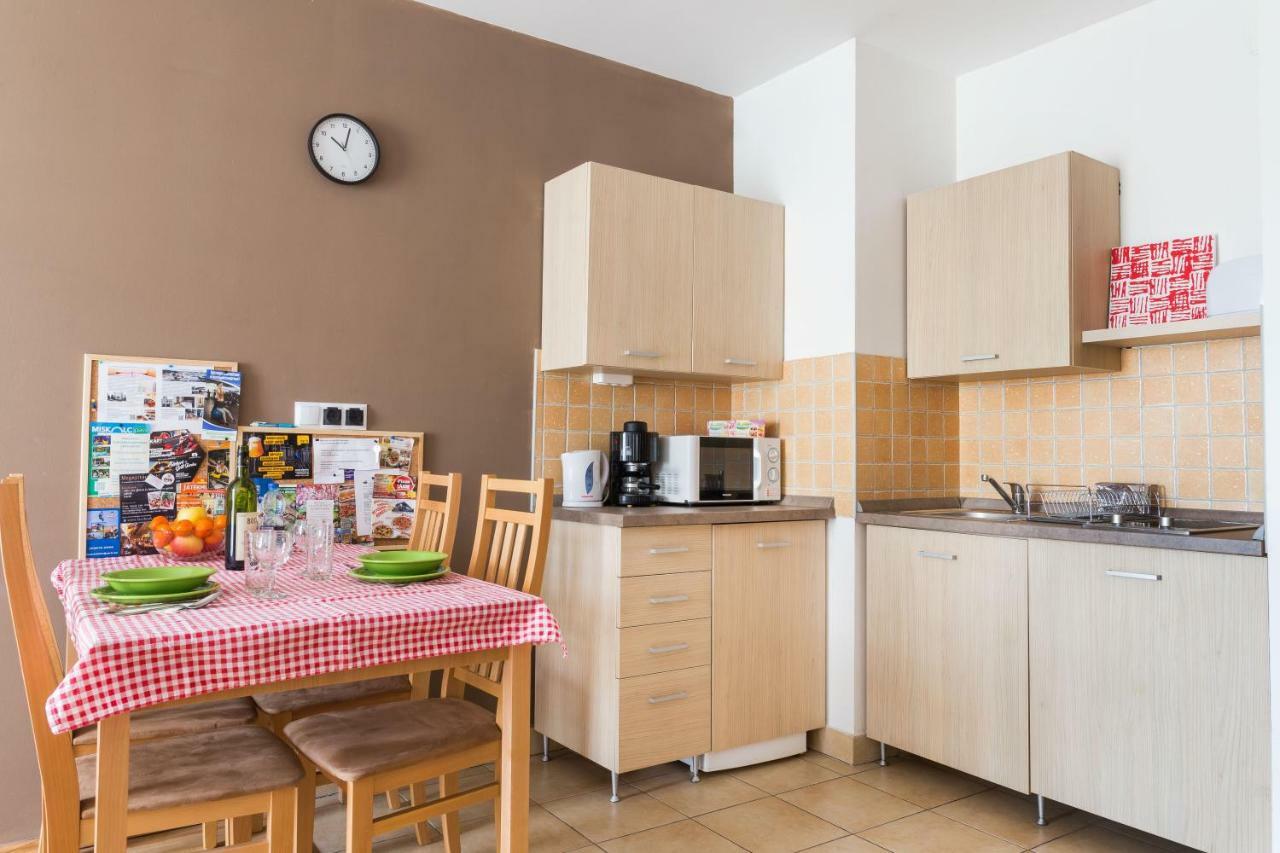 Mse Apartman Miskolc Bagian luar foto